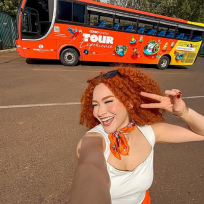 este